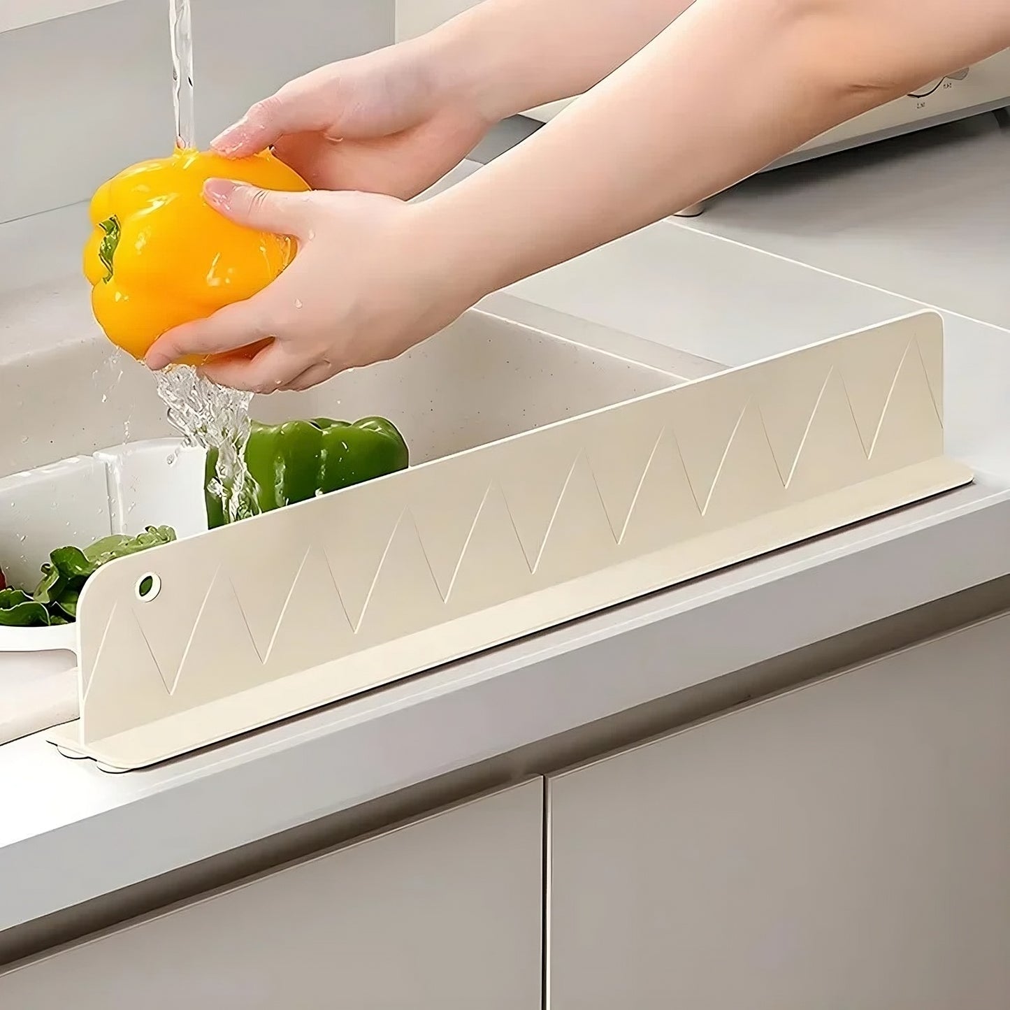 Kitchen Sink Splash Guard – Anti-Splash Sink Protector